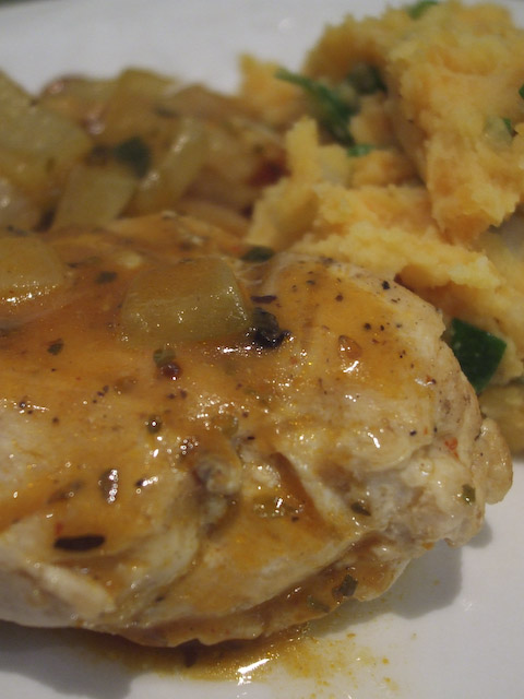 cooking chicken braised