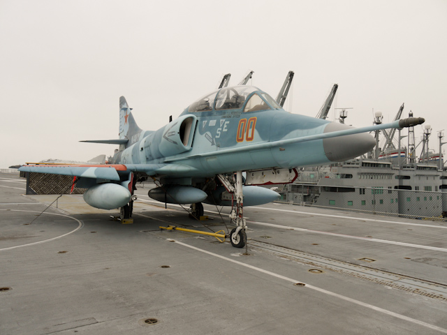 oakland uss hornet